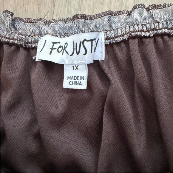 J for Justify Elegant Patterned Dress - Picture 4 of 7